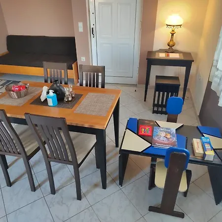 Manos Apartment