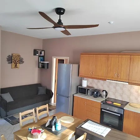 Manos Apartment Kolymbari